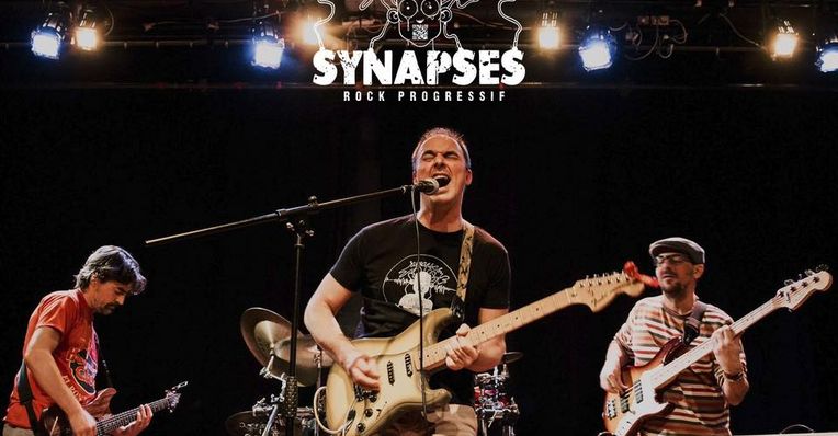 le groupe de rock progressif synapses en concert