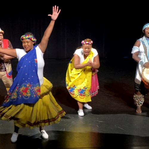 Le groupe humanistic wind of Soweto gospel sud africain danse et chant le 6 avril à 20h a l autre scène à Vedene